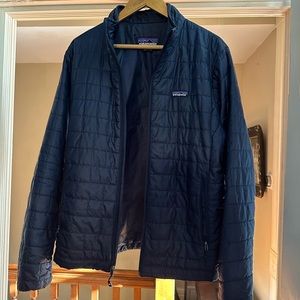 Men’s Patagonia nano puff jacket - excellent condition